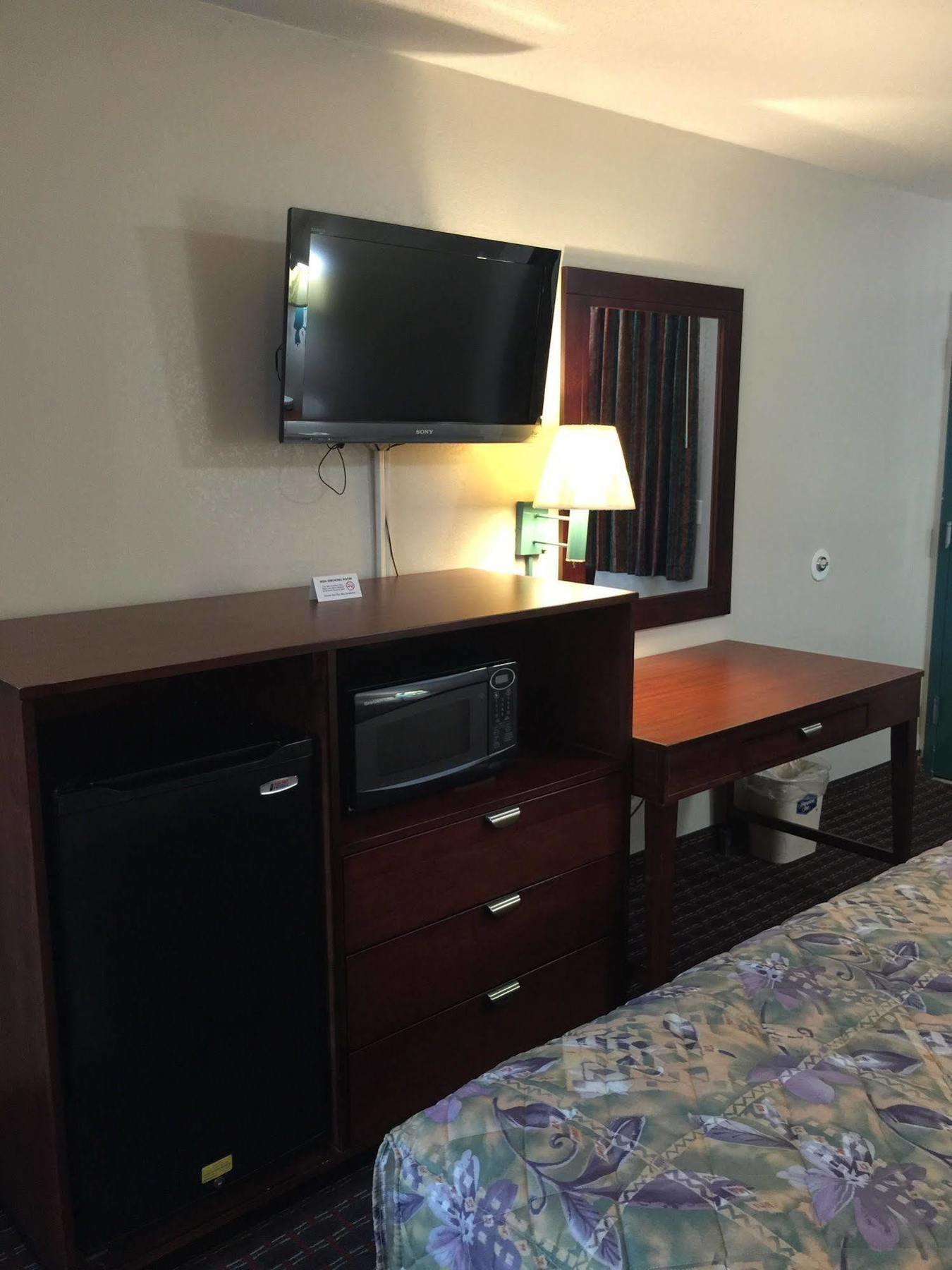 Executive Inn And Suites Dyersburg Eksteriør billede