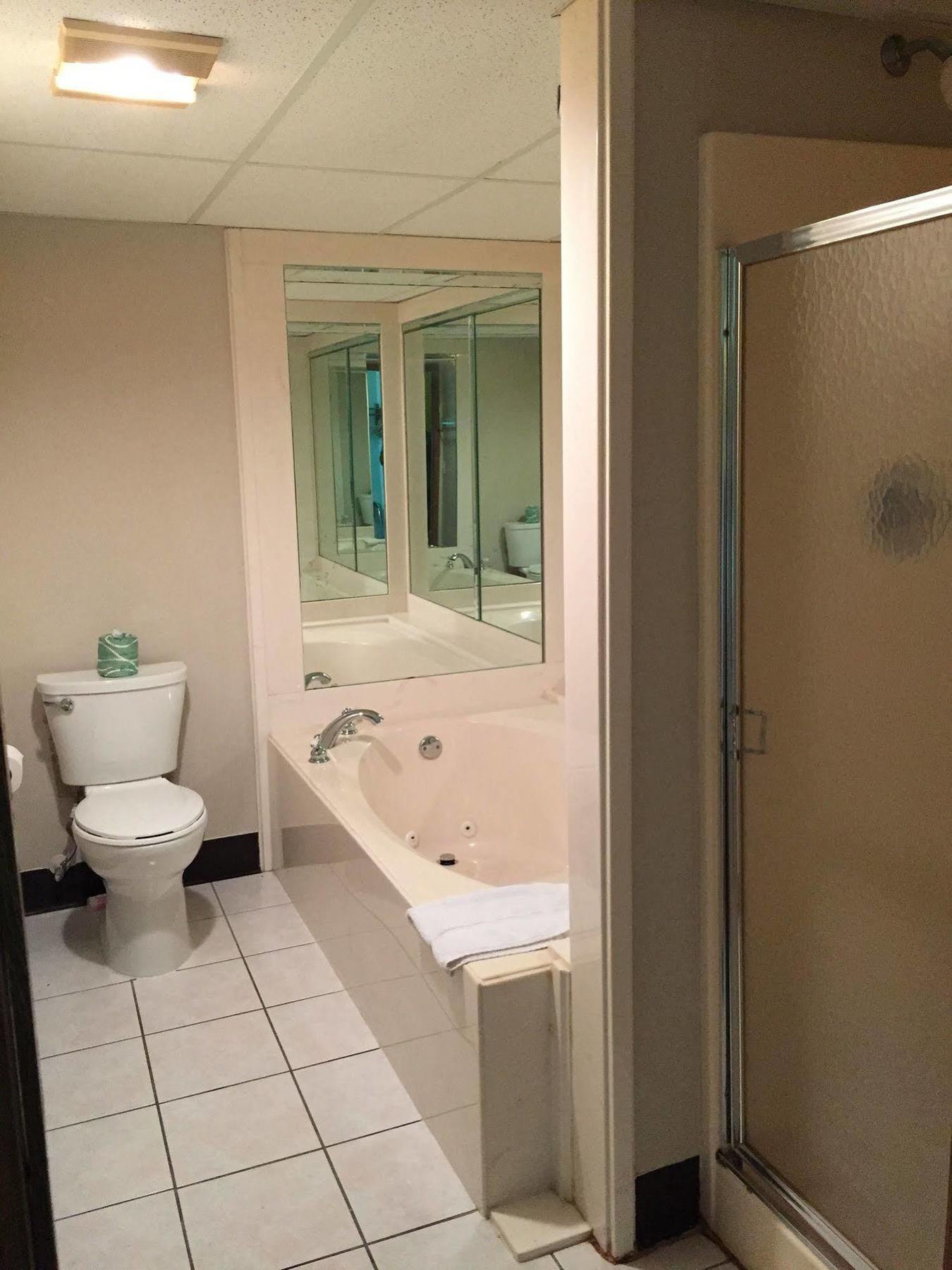 Executive Inn And Suites Dyersburg Eksteriør billede